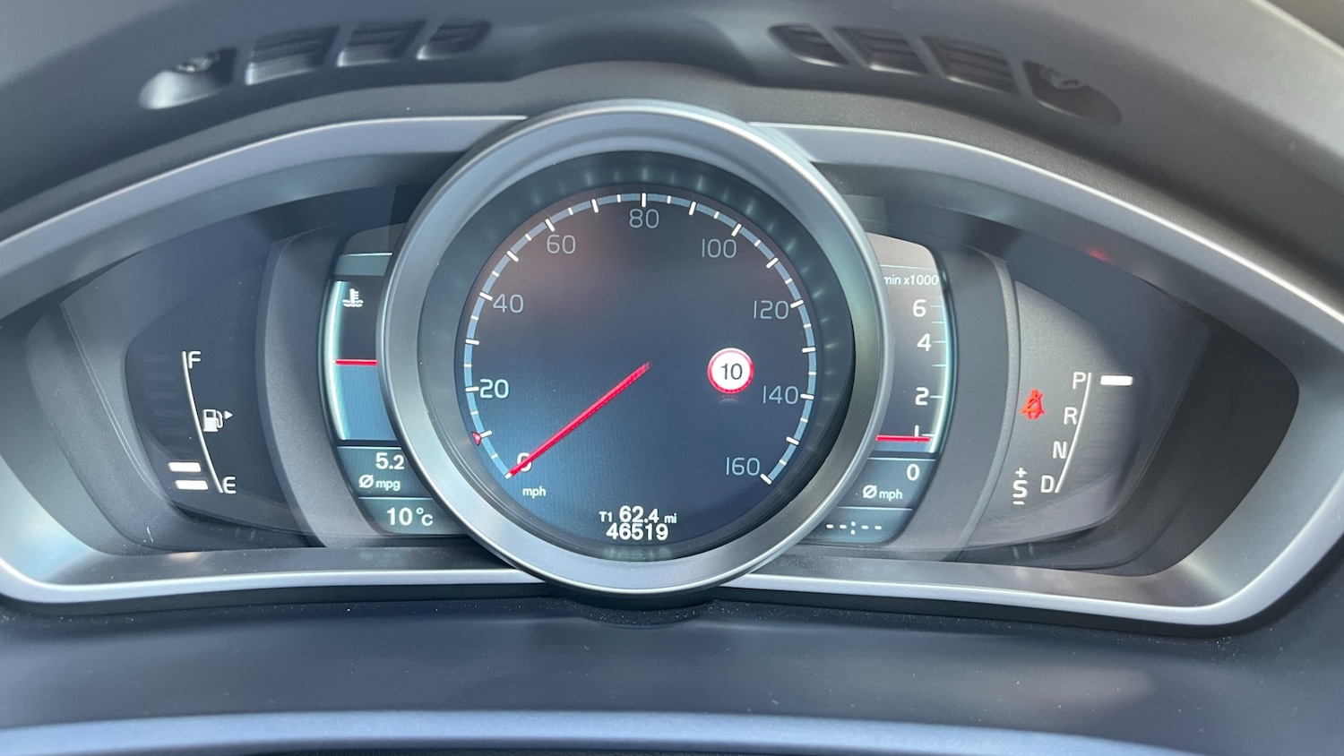 Used Volvo V40 2014 for sale - 76452464: Photo 42