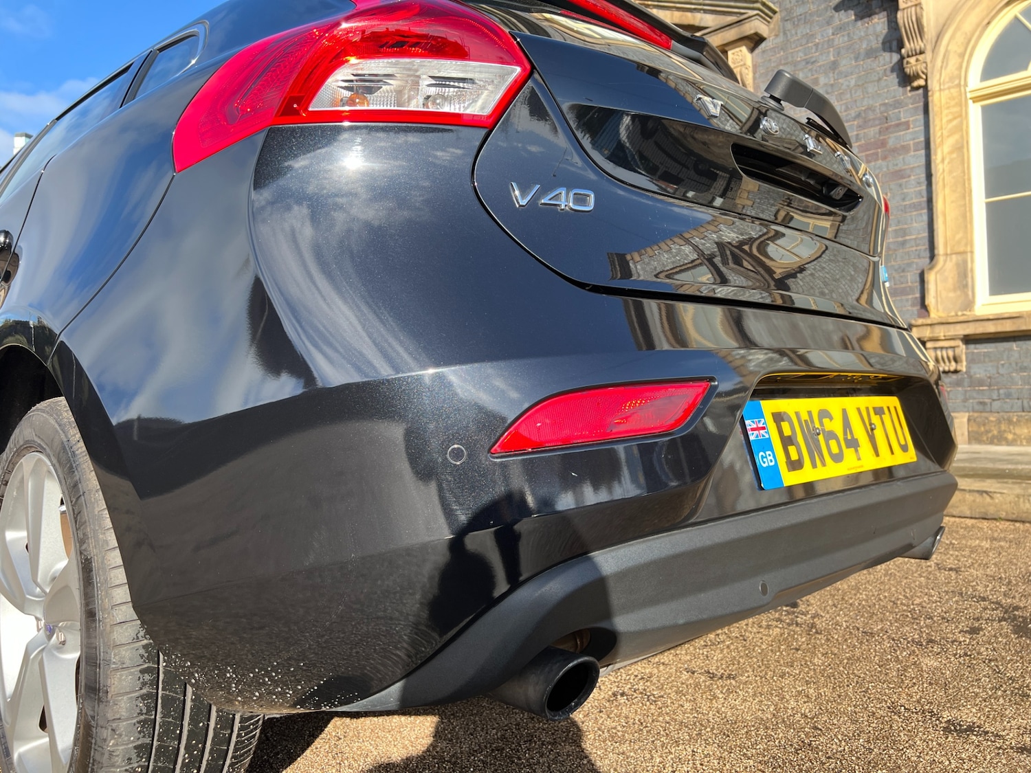 Used Volvo V40 2014 for sale - 76452464: Photo 61