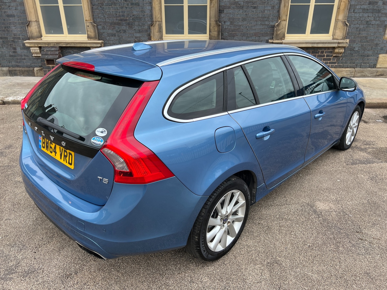 Used Volvo V60 2014 for sale - 76344622: Photo 11