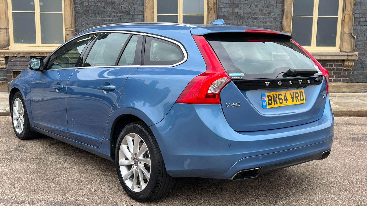 Used Volvo V60 2014 for sale - 76344622: Photo 12