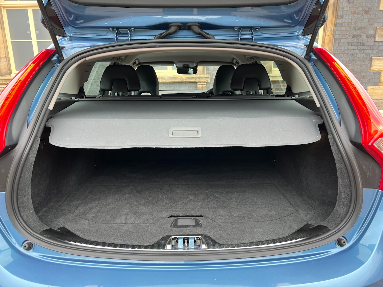 Used Volvo V60 2014 for sale - 76344622: Photo 16