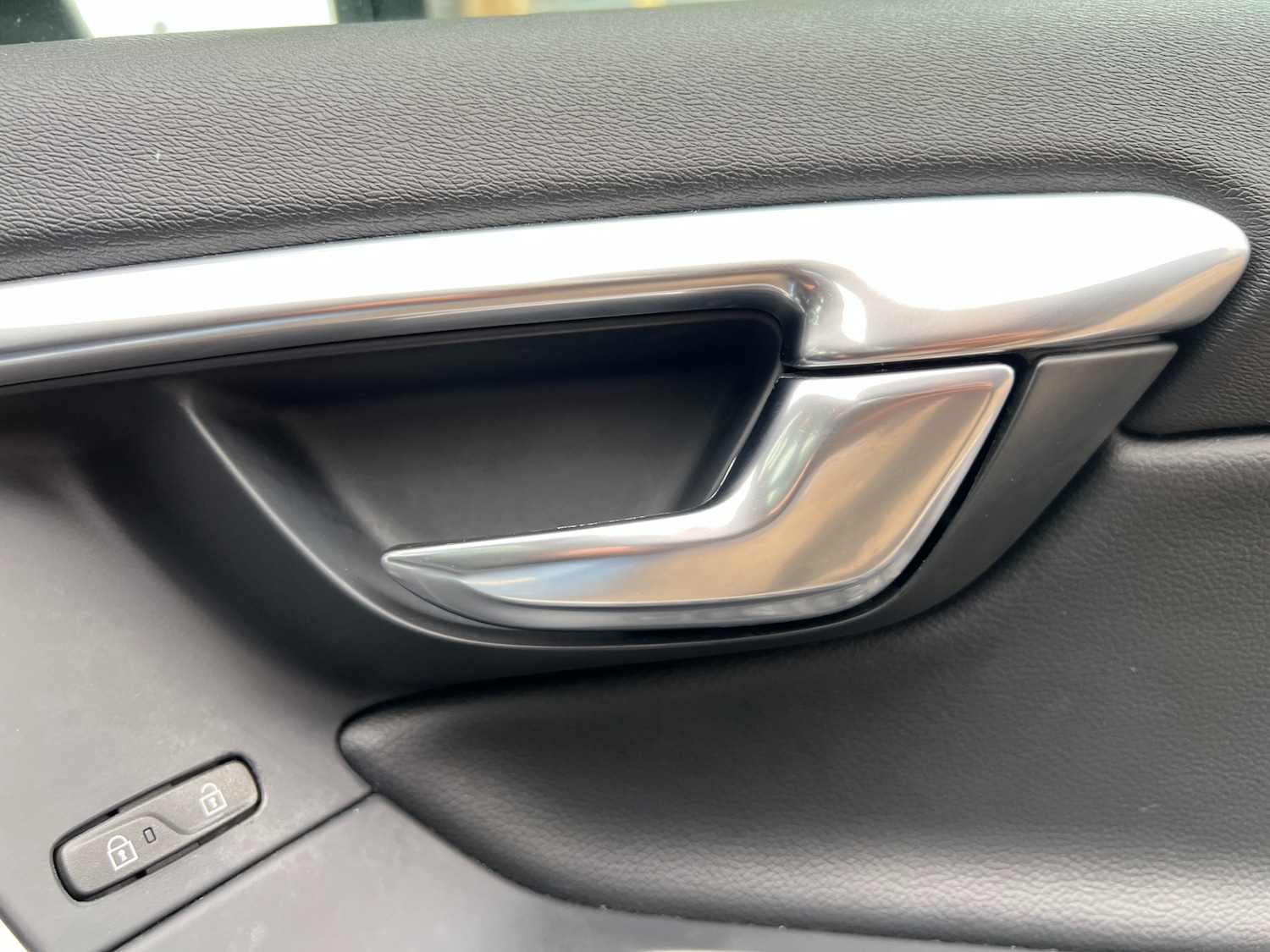 Used Volvo V60 2014 for sale - 76344622: Photo 62