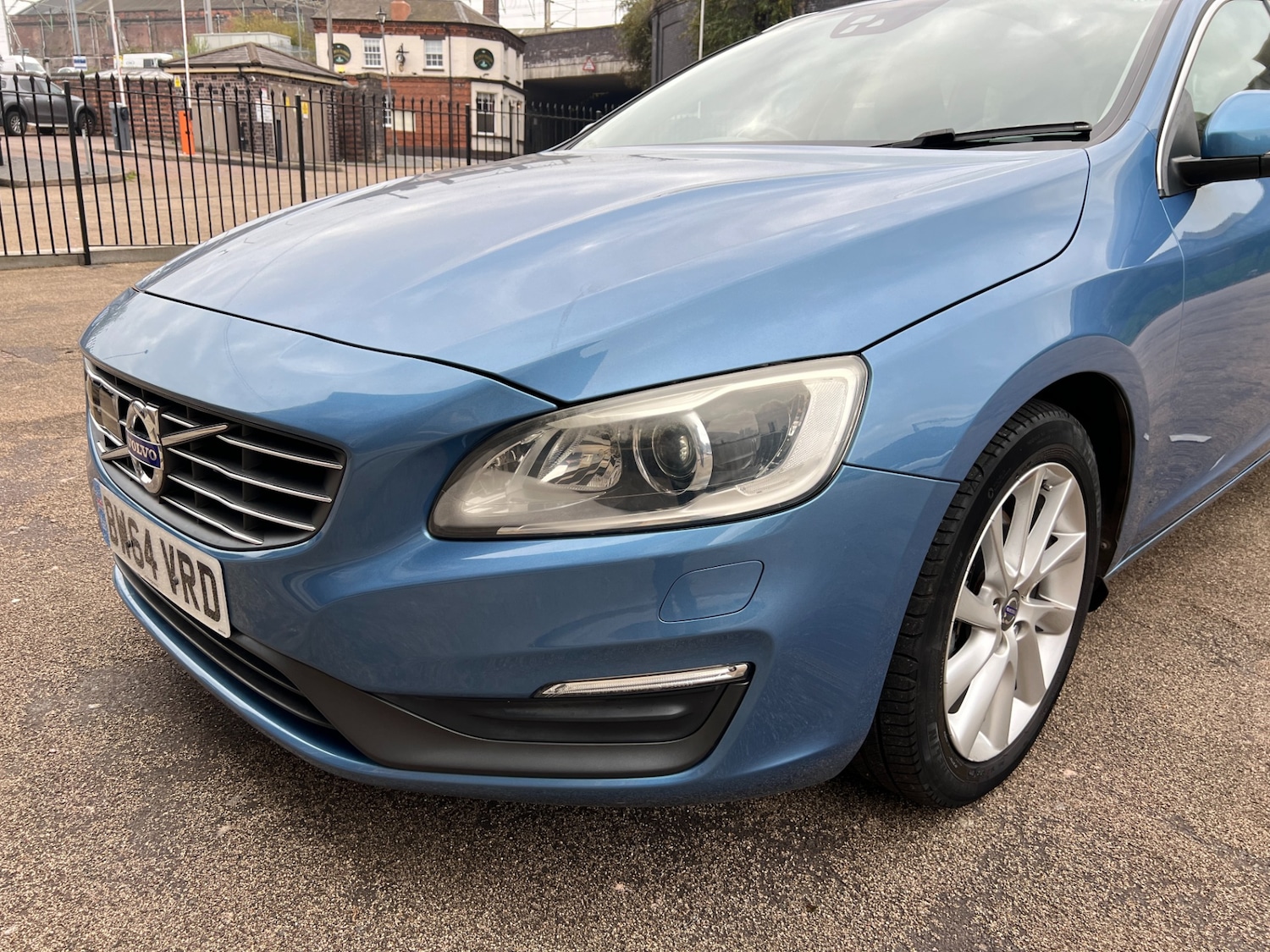 Used Volvo V60 2014 for sale - 76344622: Photo 68