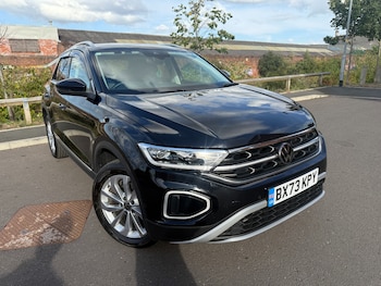 Used Volkswagen T-Roc 2024 for sale - 75699903: Photo