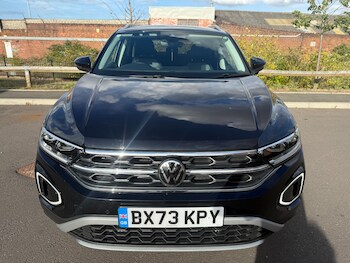 Used Volkswagen T-Roc 2024 for sale - 75699903: Photo