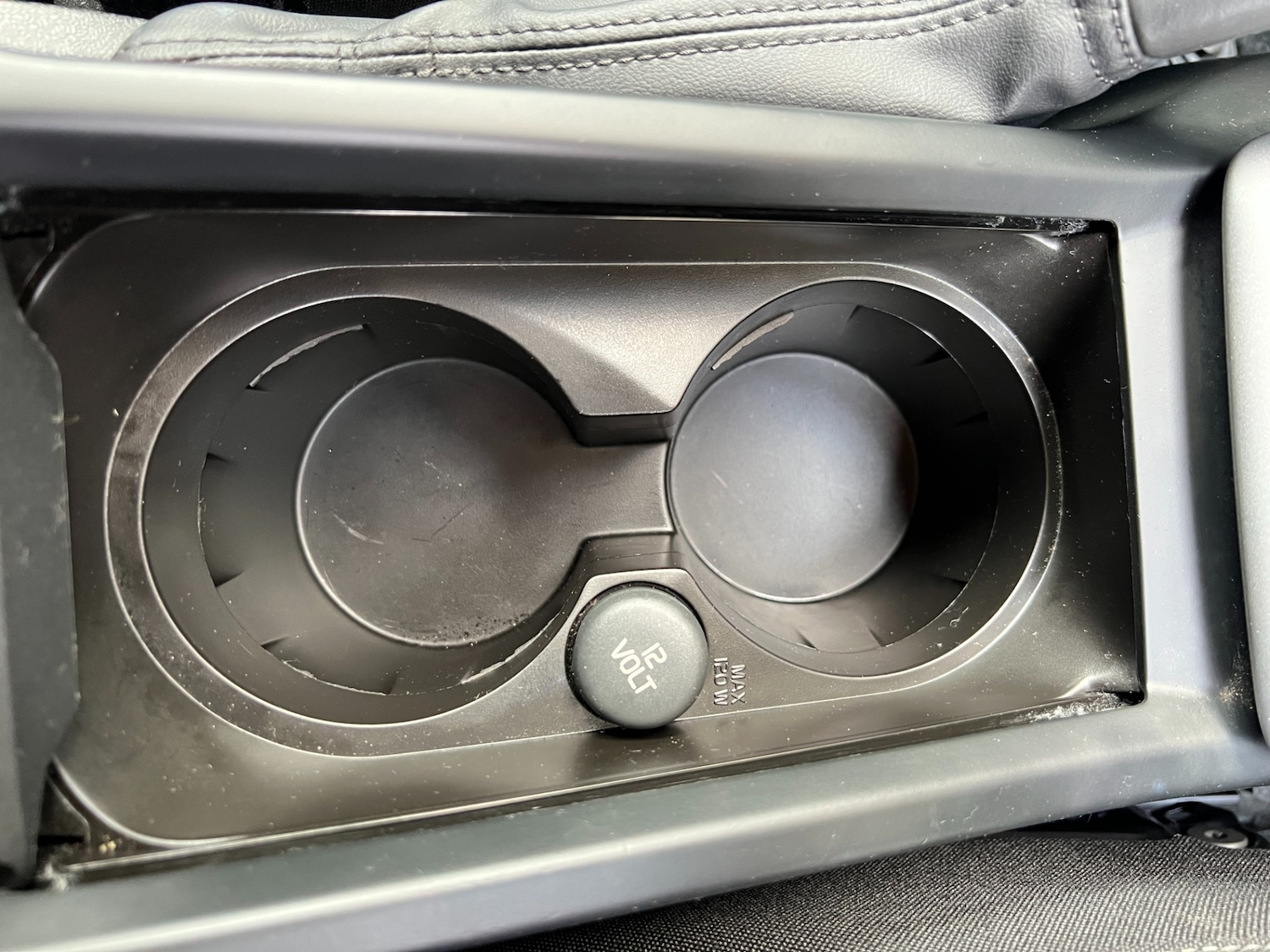 Used Volvo V40 2014 for sale - 76452405: Photo 36