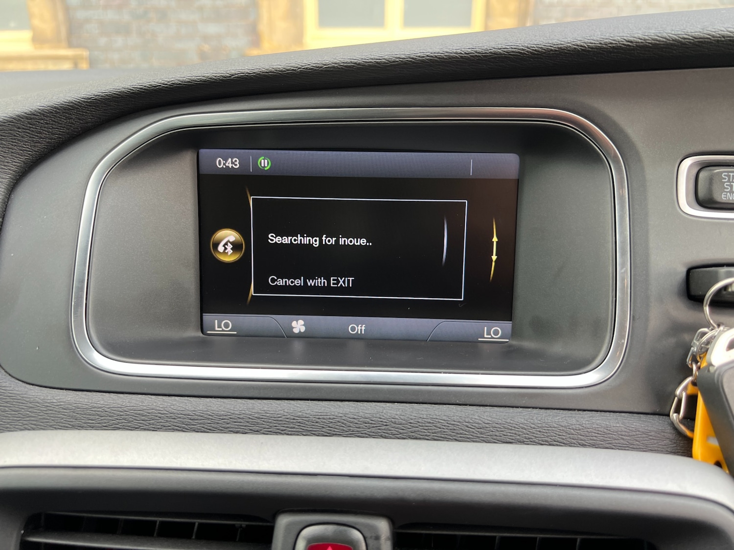 Used Volvo V40 2014 for sale - 76452405: Photo 38