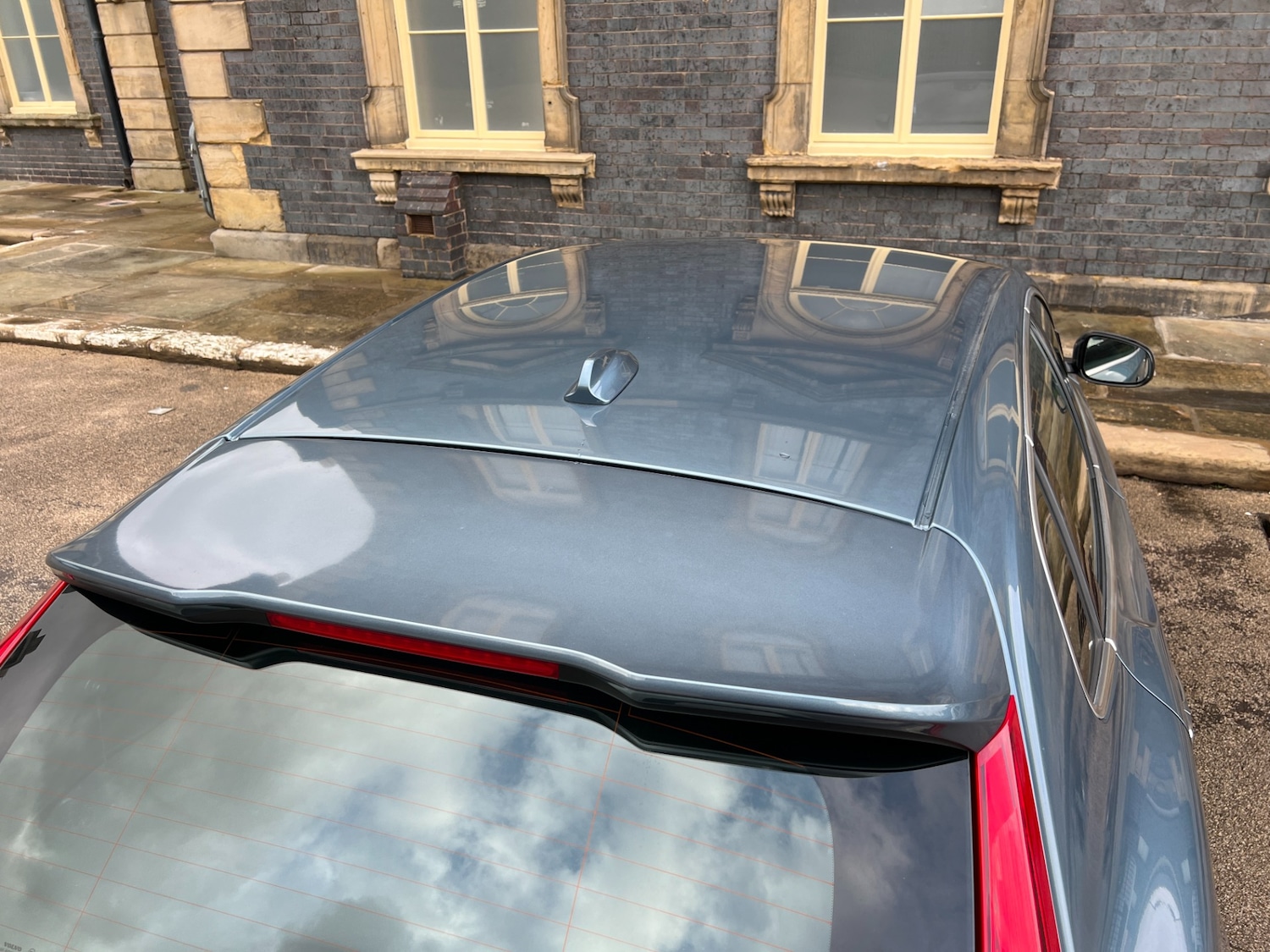 Used Volvo V40 2014 for sale - 76452405: Photo 47