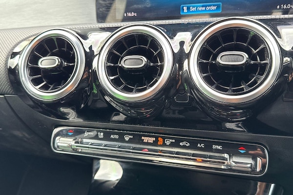 Used Mercedes-Benz CLA 2021 for sale - 76201248: Photo 40