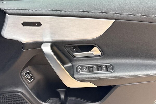 Used Mercedes-Benz CLA 2021 for sale - 76201248: Photo 41