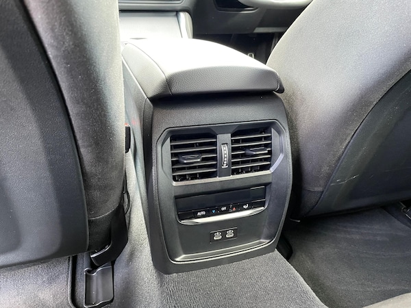 Used BMW i4 2024 for sale - 75141373: Photo 44