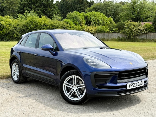 Used Porsche Macan 2023 for sale - 75140738: Photo 1