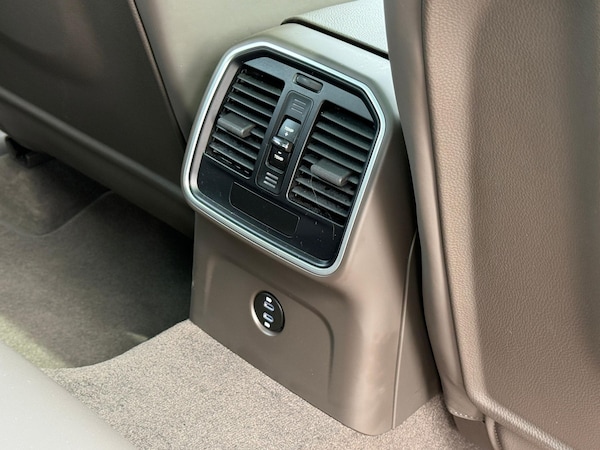 Used Porsche Macan 2023 for sale - 75140738: Photo 26