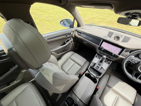 Used Porsche Macan 2023 for sale - 75140738: Photo 35