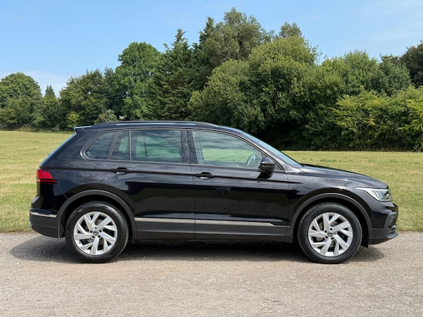 Used Volkswagen Tiguan 2022 for sale - 75377317: Photo 2