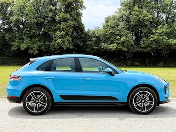 Used Porsche Macan 2020 for sale - 75141075: Photo