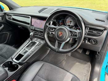 Used Porsche Macan 2020 for sale - 75141075: Photo