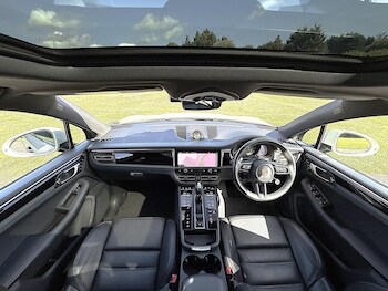 Used Porsche Macan 2023 for sale - 75940091: Photo