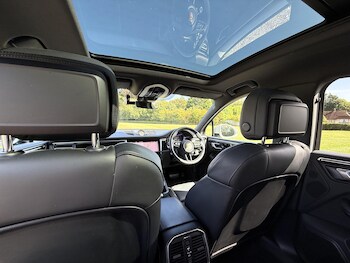 Used Porsche Macan 2023 for sale - 75940091: Photo