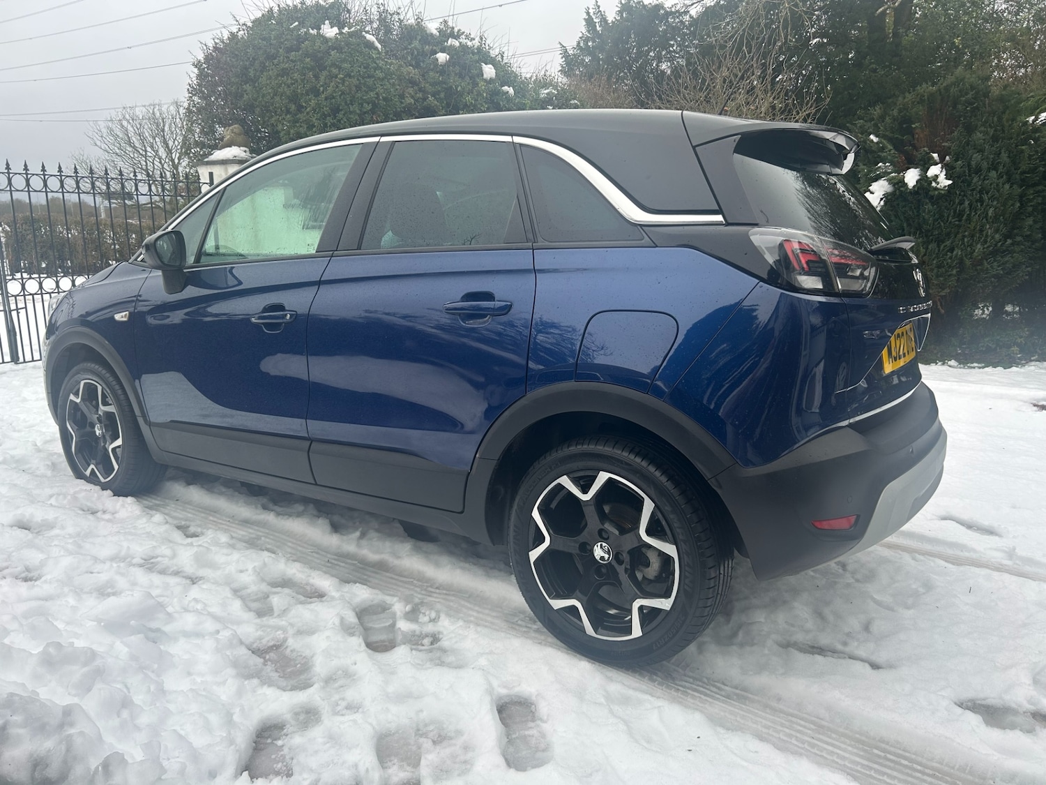 Used Vauxhall Crossland 2022 for sale - 77250998: Photo 2