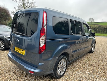 Used Ford Grand Tourneo Connect 2022 for sale - 77493543: Photo