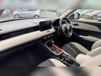 Used Honda HR-V 2023 for sale - 77420960: Photo