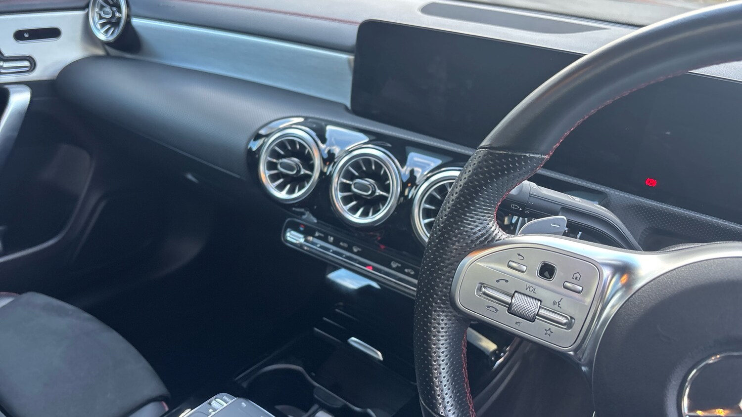 Used Mercedes-Benz CLA 2023 for sale - 76332705: Photo 14