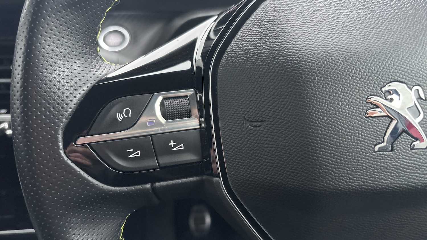 Used Peugeot 208 2022 for sale - 76196393: Photo 29