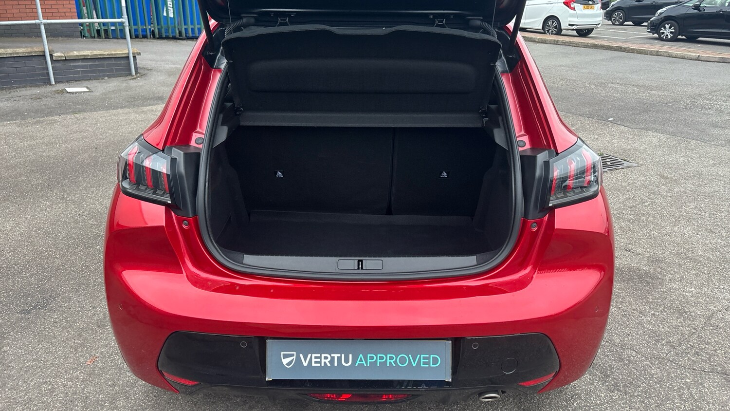Used Peugeot 208 2022 for sale - 76196393: Photo 4