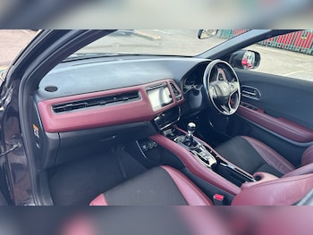 Used Honda HR-V 2019 for sale - 76564970: Photo