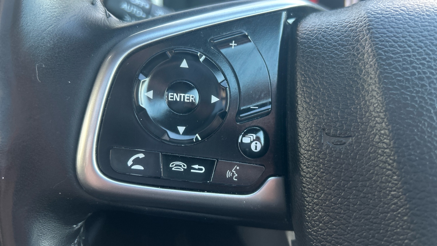 Used Honda CR-V 2021 for sale - 76426289: Photo 17