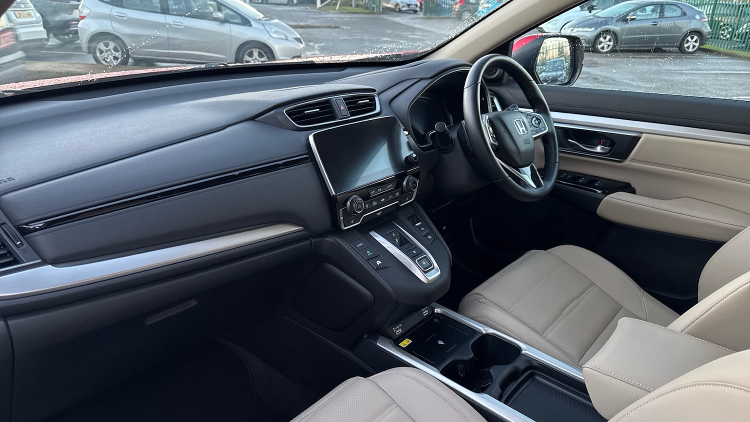 Used Honda CR-V 2024 for sale - 76749819: Photo 2