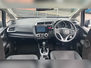 Used Honda Jazz 2015 for sale - 76079668: Photo 4