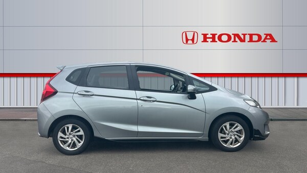 Used Honda Jazz 2015 for sale - 76079668: Photo 5