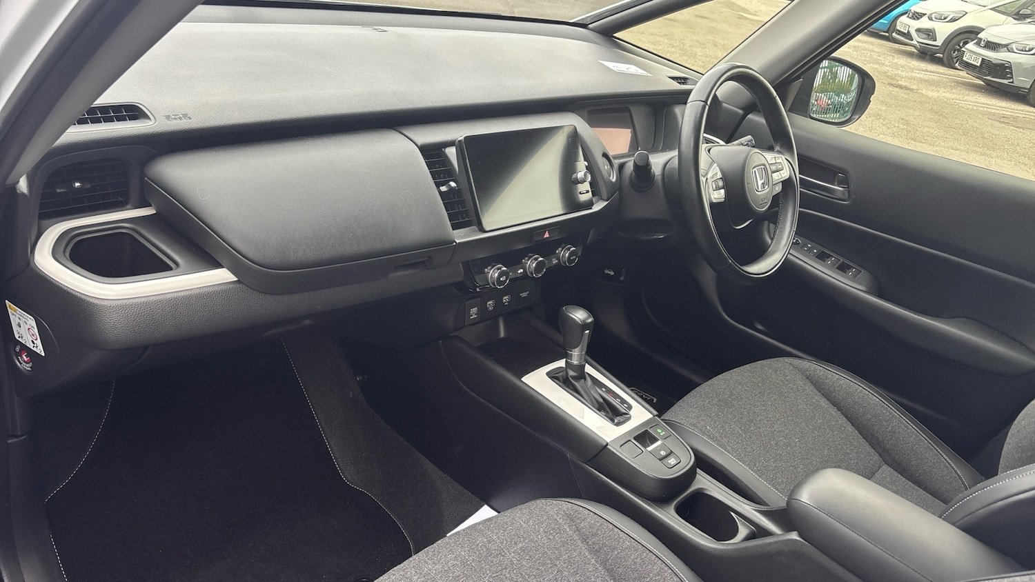 Used Honda Jazz 2021 for sale - 76120106: Photo 2