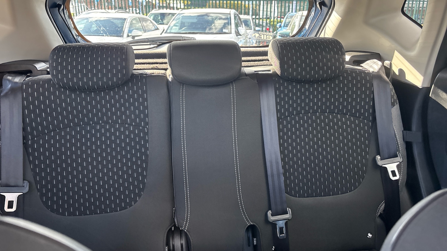Used Renault Captur 2018 for sale - 76117342: Photo 15