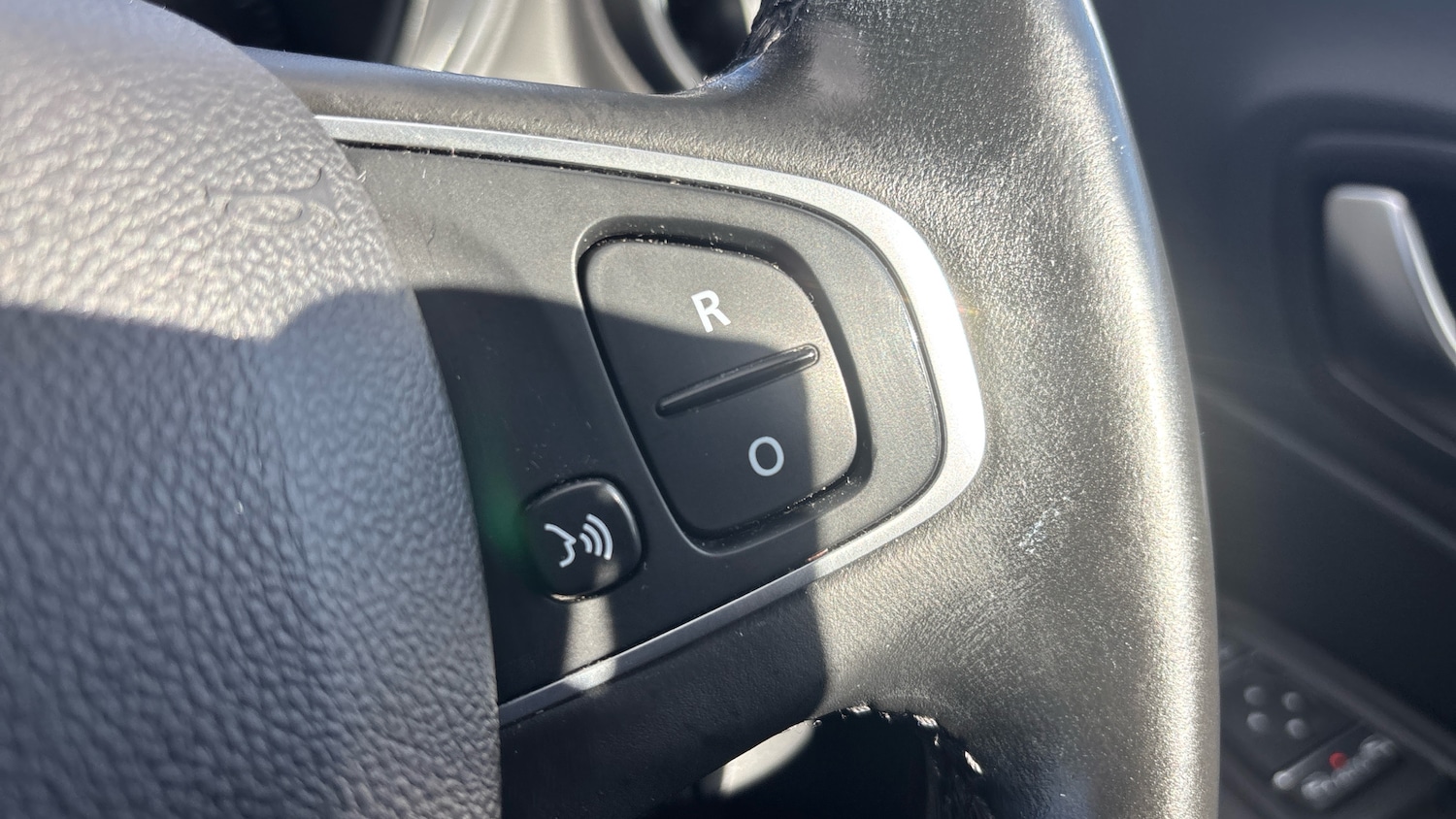 Used Renault Captur 2018 for sale - 76117342: Photo 22