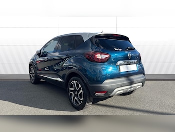 Used Renault Captur 2018 for sale - 76117342: Photo