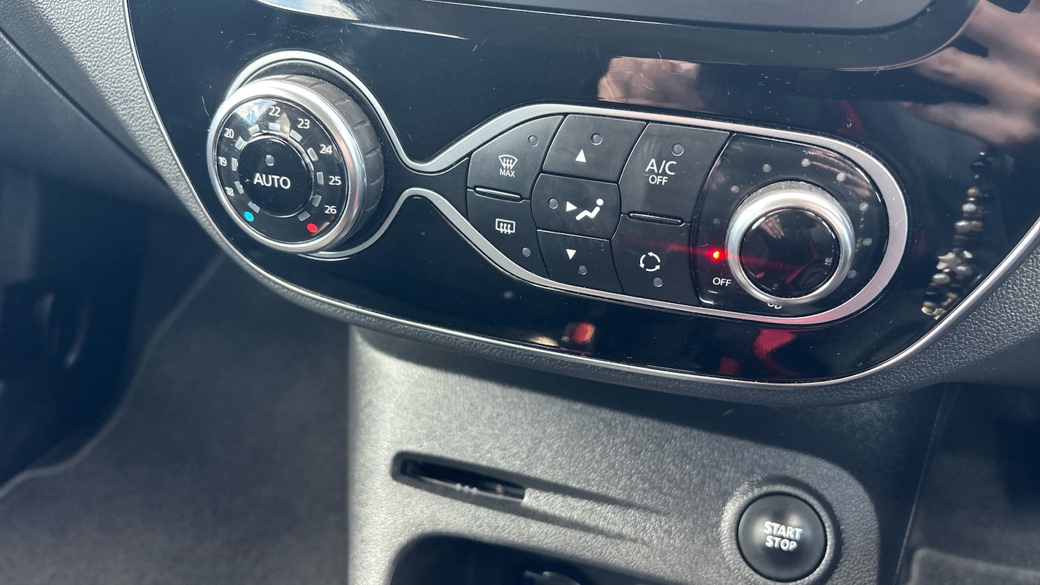 Used Renault Captur 2018 for sale - 76117342: Photo 31