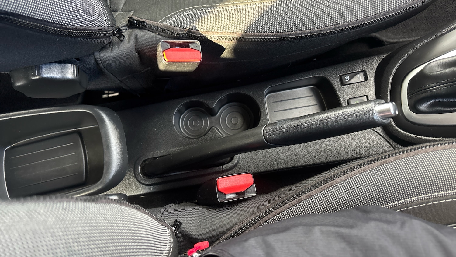 Used Renault Captur 2018 for sale - 76117342: Photo 34