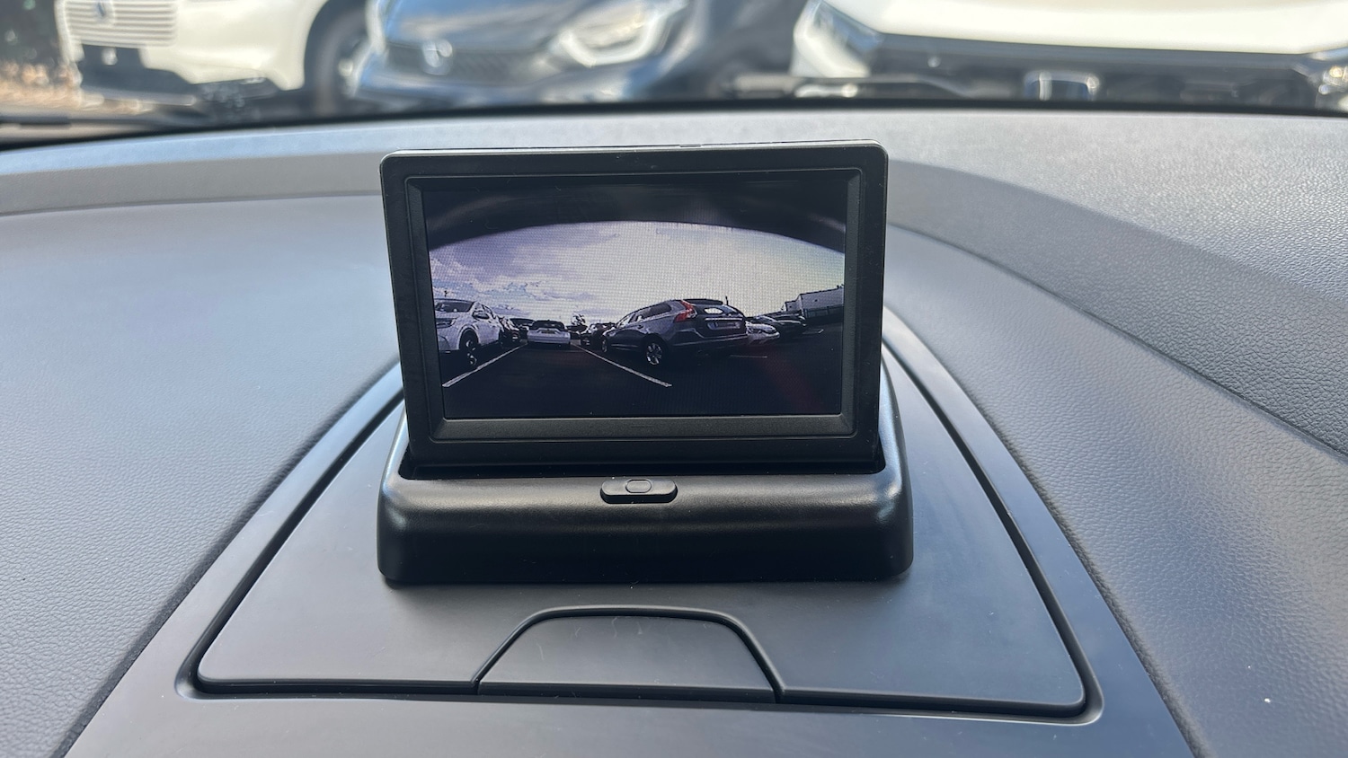Used Renault Captur 2018 for sale - 76117342: Photo 40