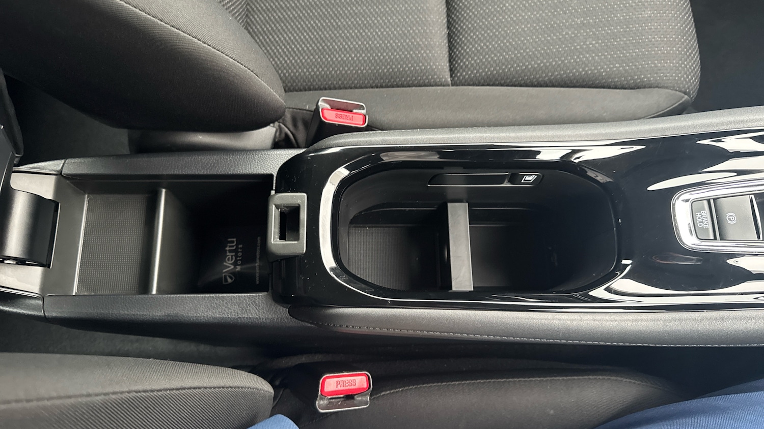 Used Honda HR-V 2018 for sale - 76983874: Photo 25