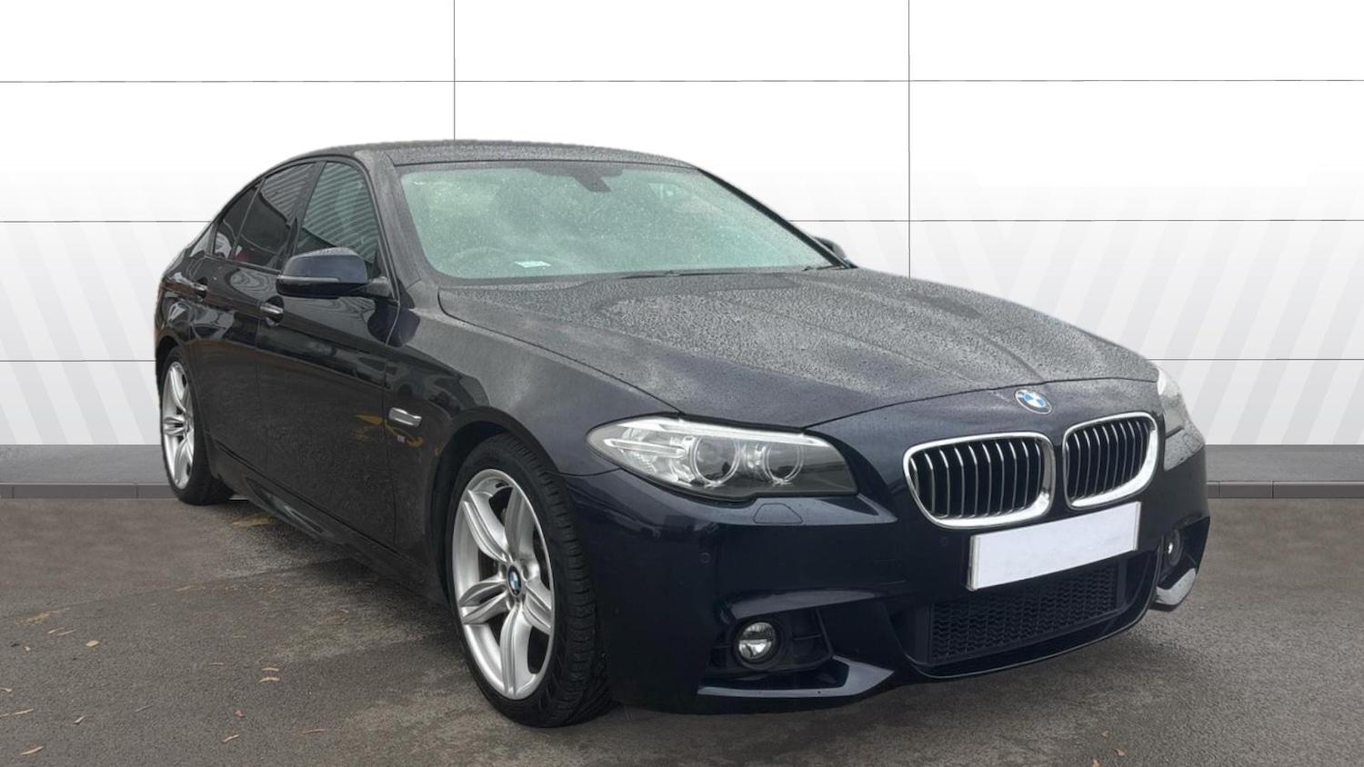 Used BMW 5 Series 2016 for sale - 76302893: Photo 1