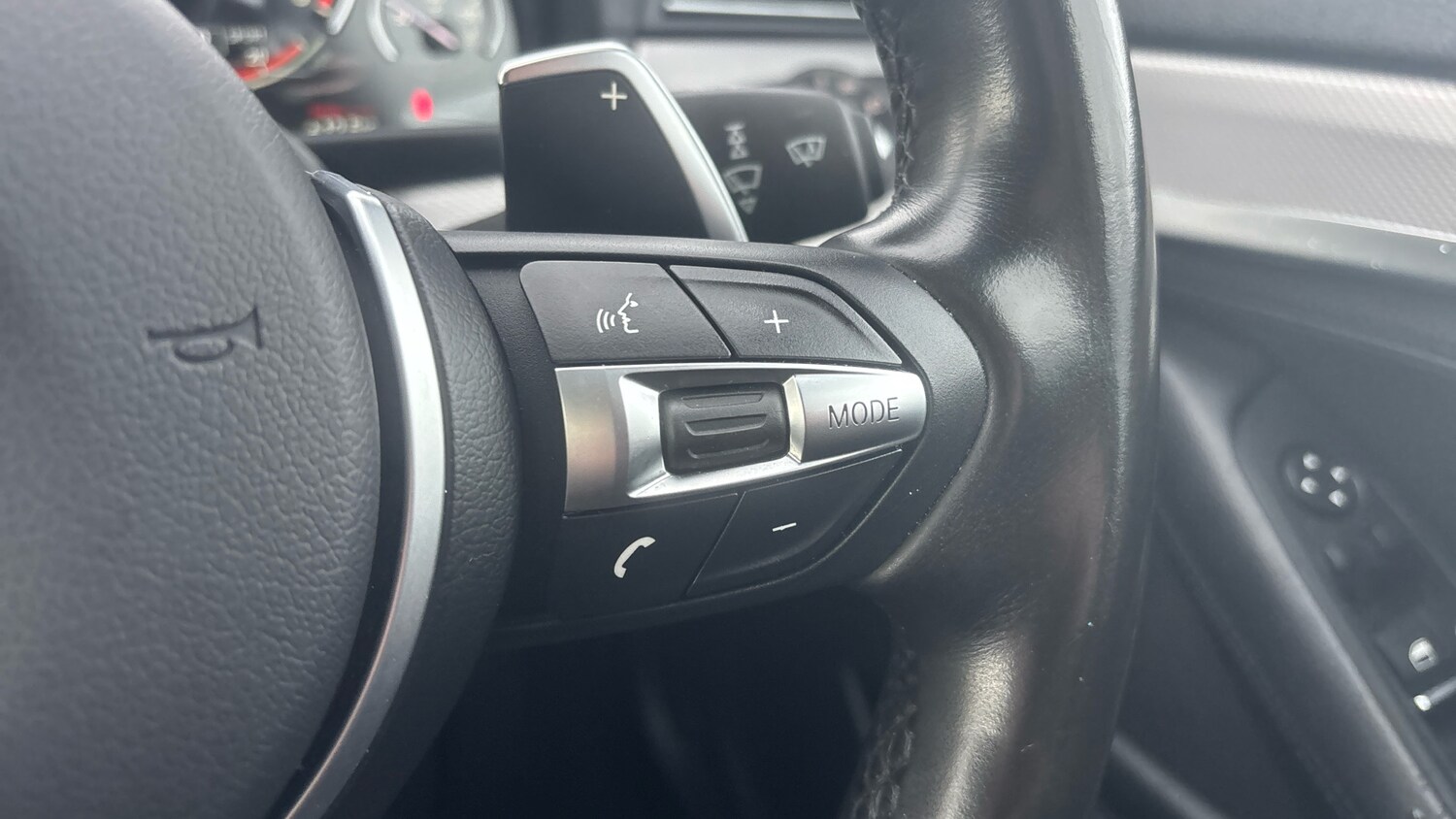 Used BMW 5 Series 2016 for sale - 76302893: Photo 30