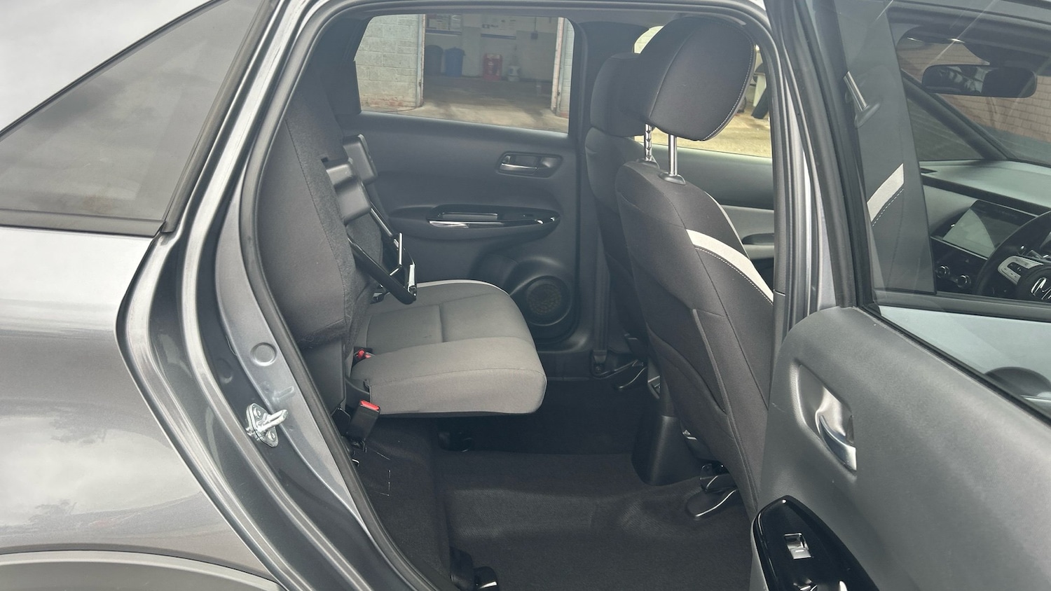 Vehicle 32