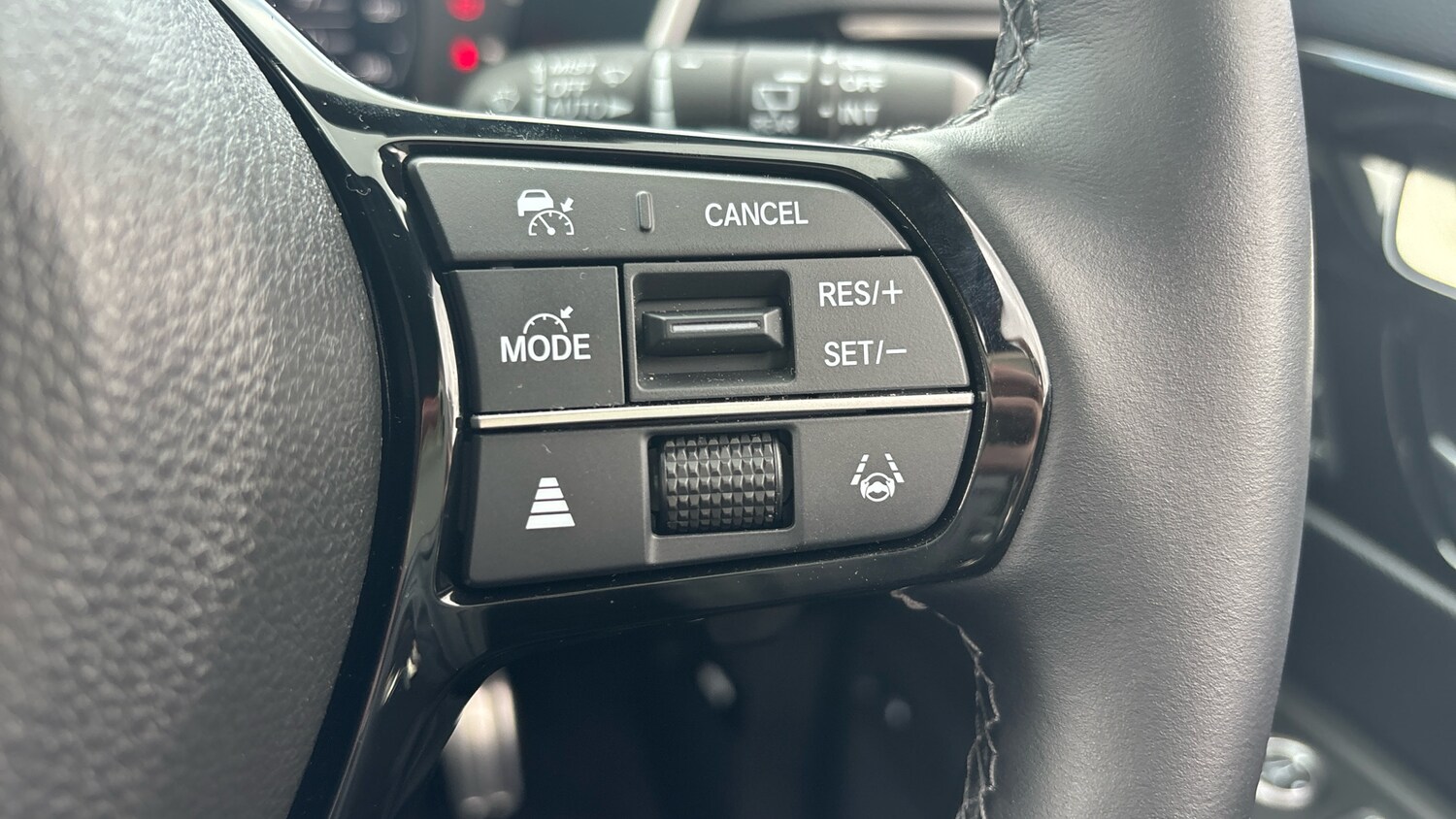 2025 Honda CR-V 2.0 ePHEV Advance Tech 5dr eCVT Estate Estate Hybrid Automatic - Picture 15 of 24