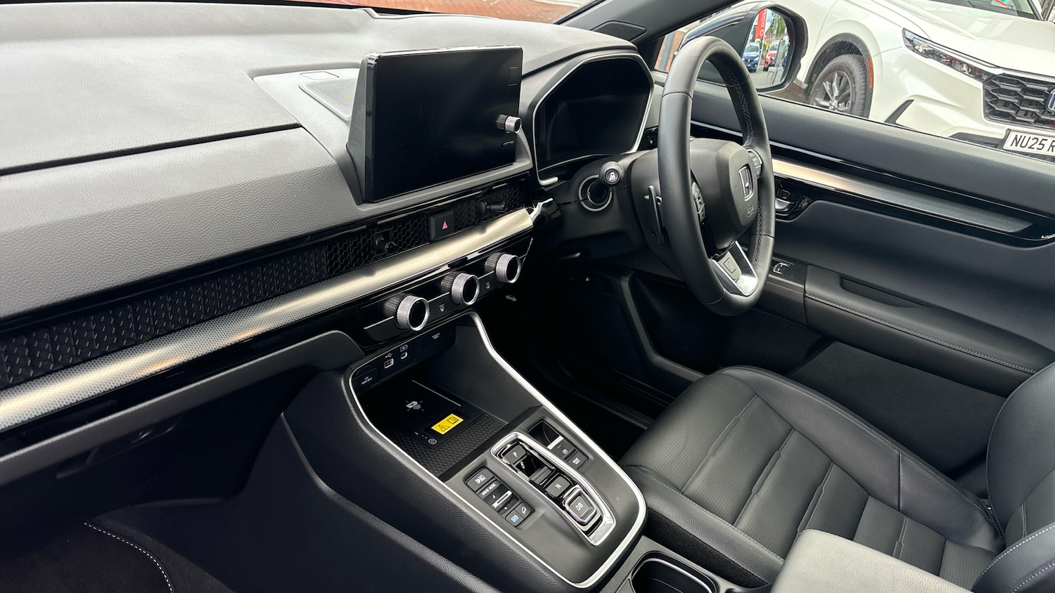 2025 Honda CR-V 2.0 ePHEV Advance Tech 5dr eCVT Estate Estate Hybrid Automatic - Picture 2 of 24
