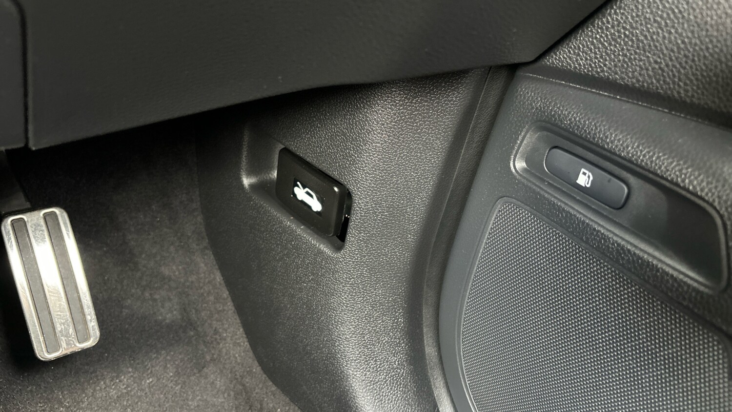 2025 Honda CR-V 2.0 ePHEV Advance Tech 5dr eCVT Estate Estate Hybrid Automatic - Picture 21 of 24