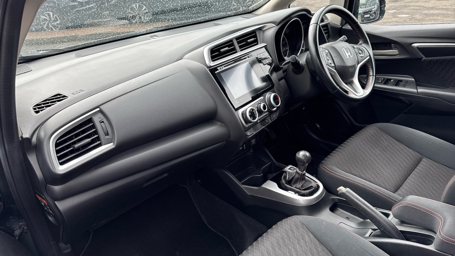 Used Honda Jazz 2019 for sale - 78106136: Photo 2