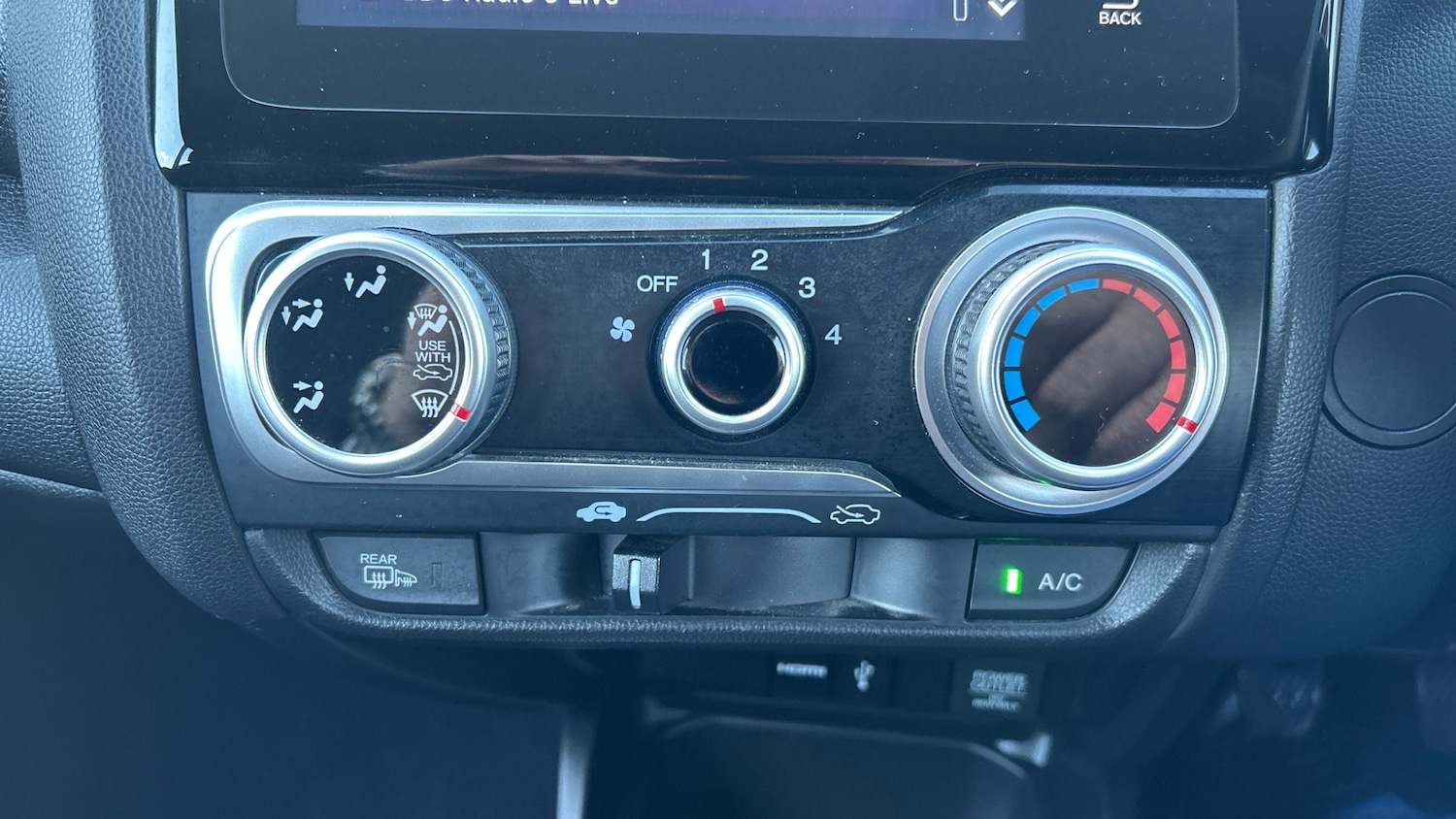 Used Honda Jazz 2017 for sale - 76684766: Photo 29